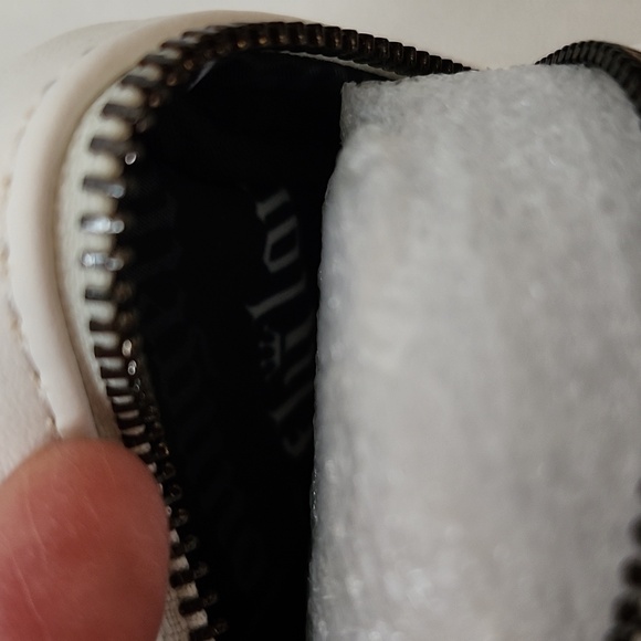 Loungefly Beetlejuice Sandworm Mini    Backpack Keychain Charm - Picture 8 of 16